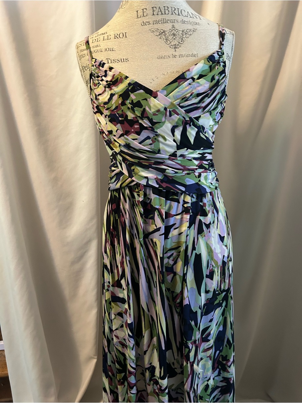 Sleeveless Abstract Print Maxi Dress in Green and Black